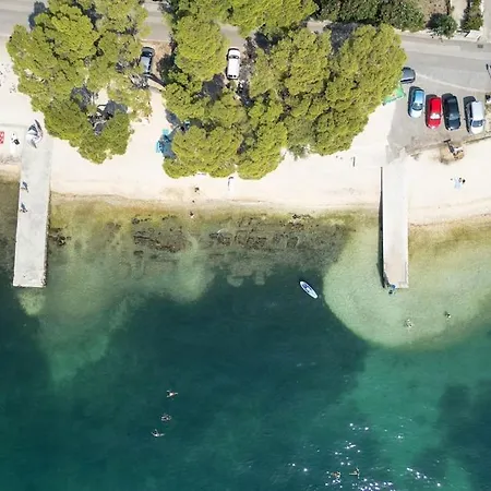 Apartment Ozzy Kastela